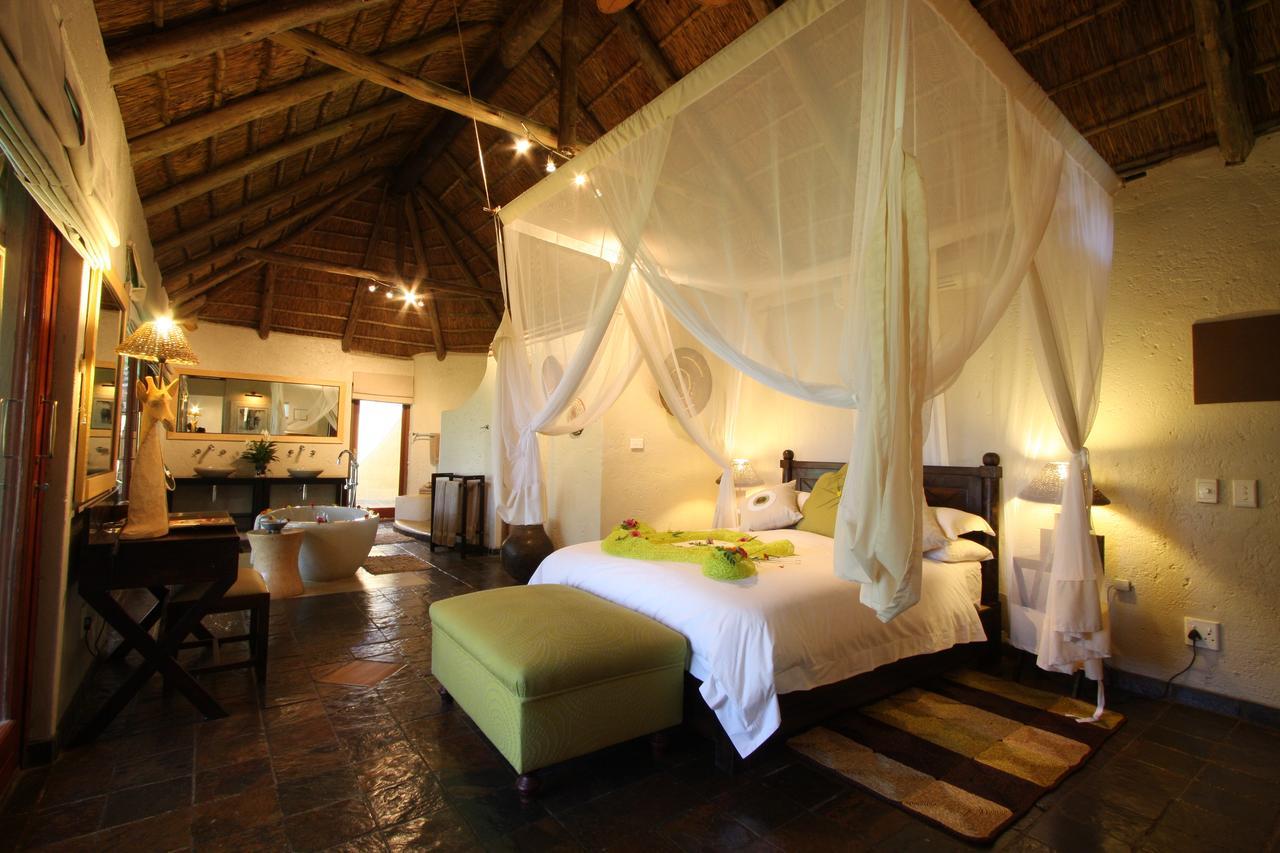 Tau Game Lodge Madikwe Game Reserve Exterior foto